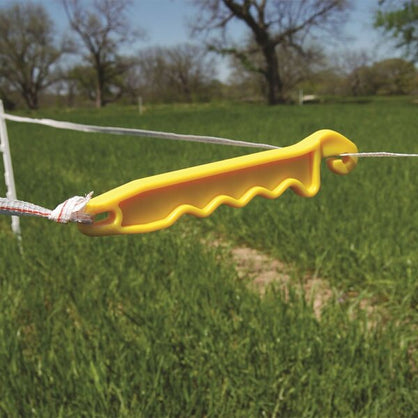 Patriot 810838 Non-Conductive Electric Fence Gate Handle connected to farm fence
